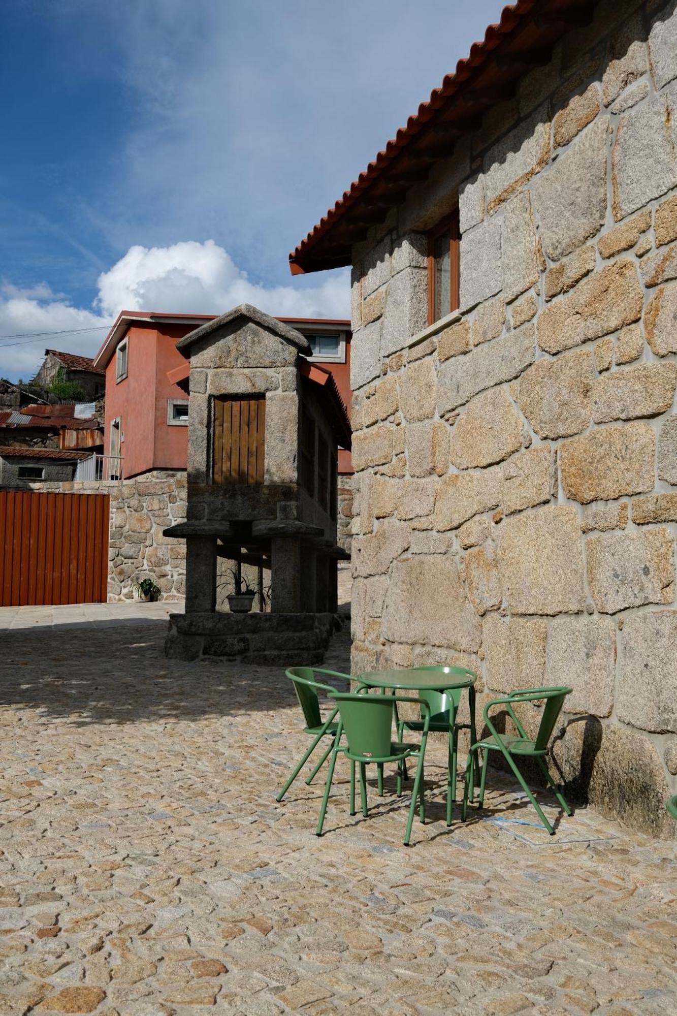 Jads Guesthouse Fafiao Экстерьер фото